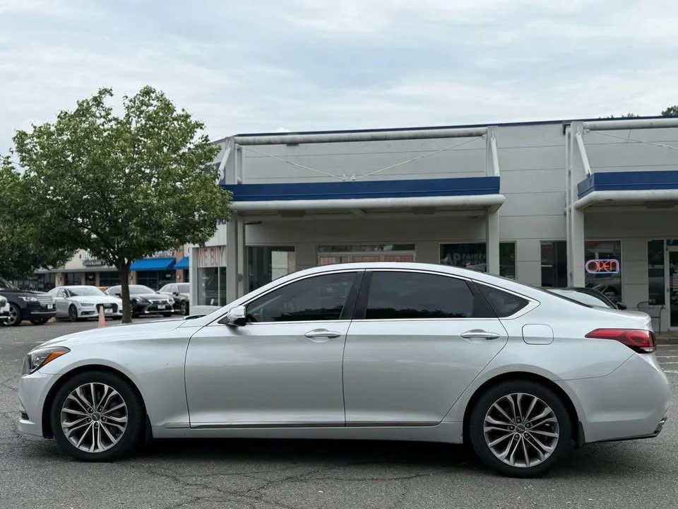 2016 Hyundai Genesis - Image 6 of 13