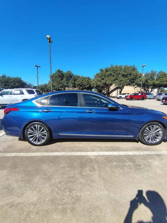 2016 Hyundai Genesis - Image 3 of 9