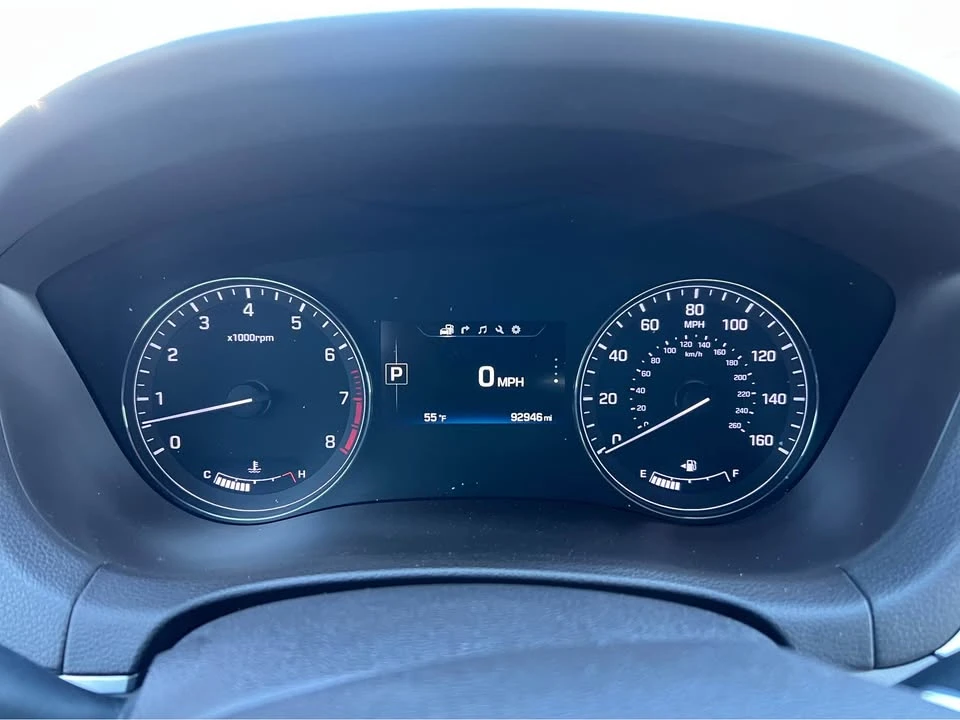 2016 Hyundai Genesis - Image 15 of 17