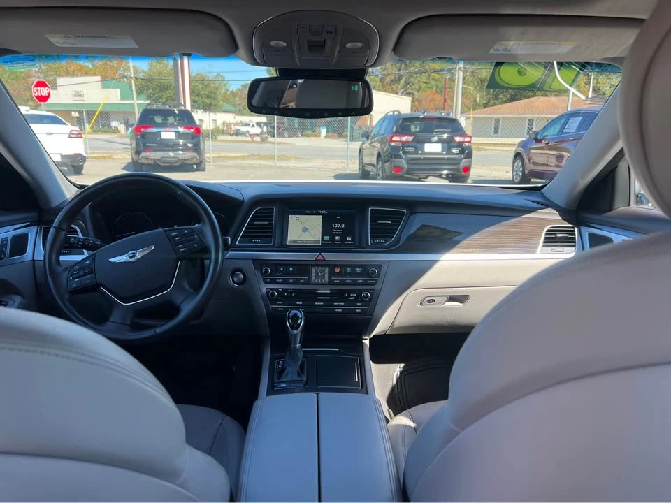 2016 Hyundai Genesis - Image 12 of 17