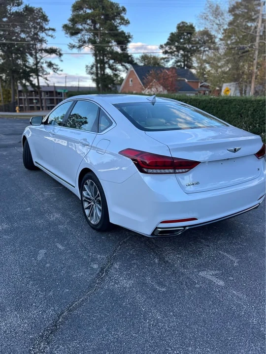 2016 Hyundai Genesis - Image 2 of 12