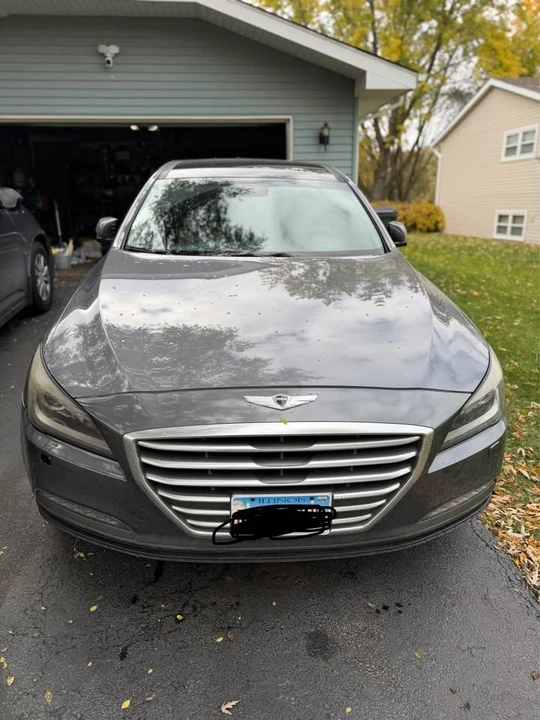 2016 Hyundai Genesis - Image 4 of 5