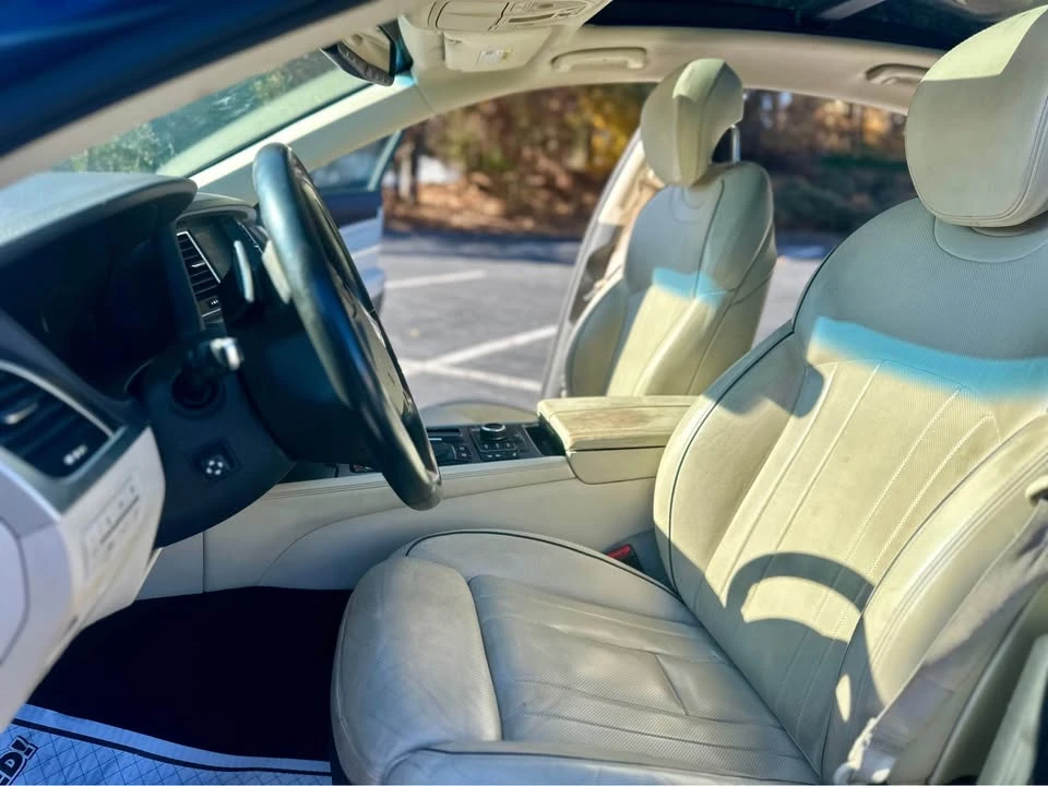 2016 Hyundai Genesis - Image 10 of 19