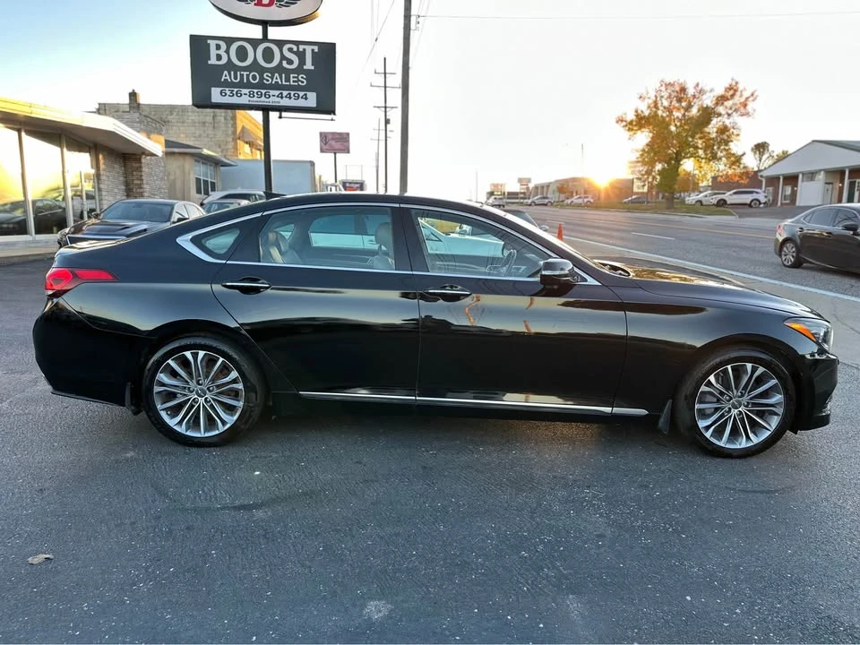 2016 Hyundai Genesis - Image 7 of 19