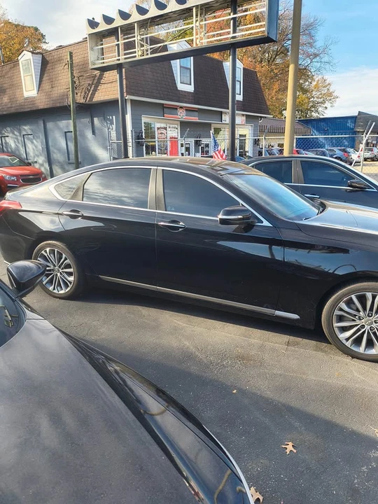 2016 Hyundai Genesis - Image 4 of 11