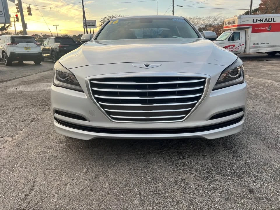 2016 Hyundai Genesis - Image 4 of 20