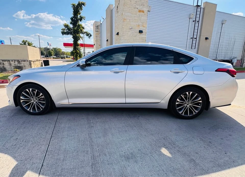 2016 Hyundai Genesis - Image 3 of 20