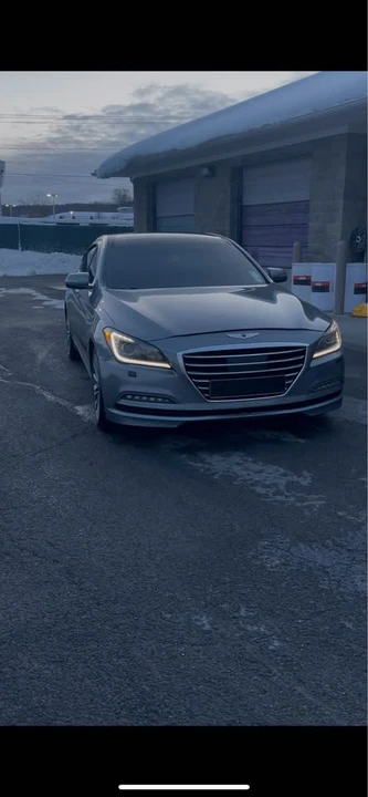 2016 Hyundai Genesis - Image 2 of 19