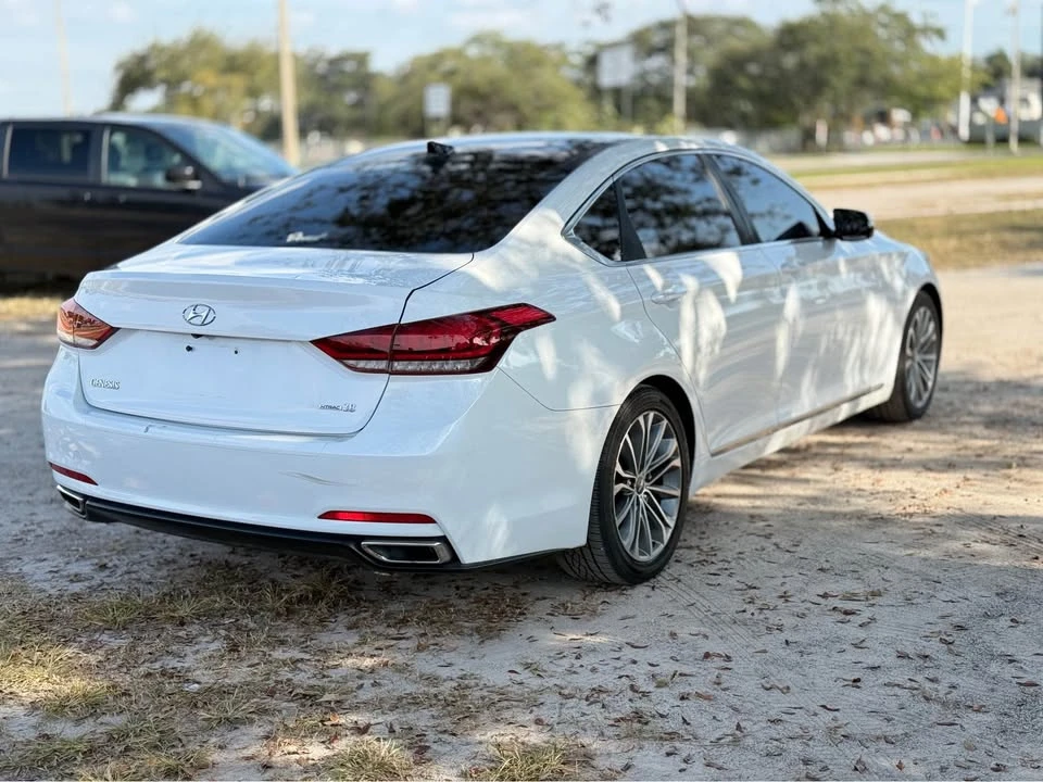 2016 Hyundai Genesis - Image 4 of 16