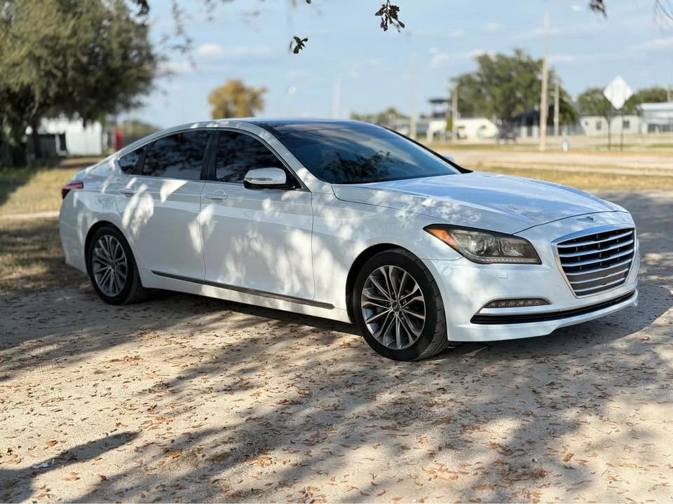 2016 Hyundai Genesis - Image 5 of 16