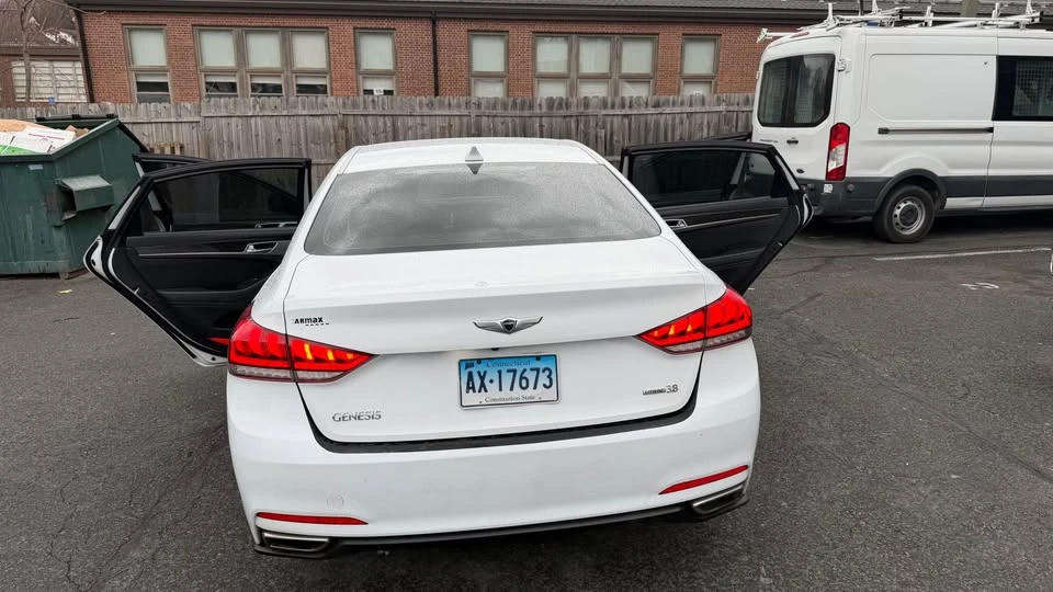 2016 Hyundai Genesis - Image 6 of 20