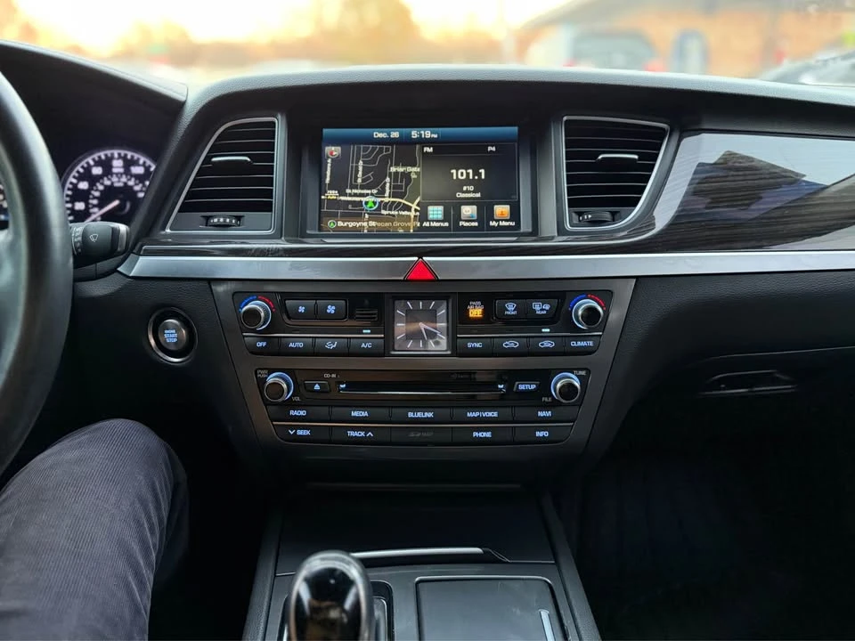 2016 Hyundai Genesis - Image 20 of 20