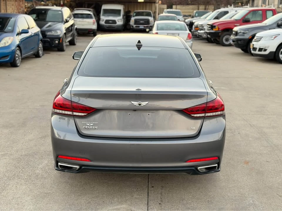 2016 Hyundai Genesis - Image 8 of 20