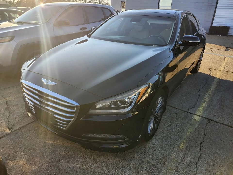 2016 Hyundai Genesis - Image 2 of 5