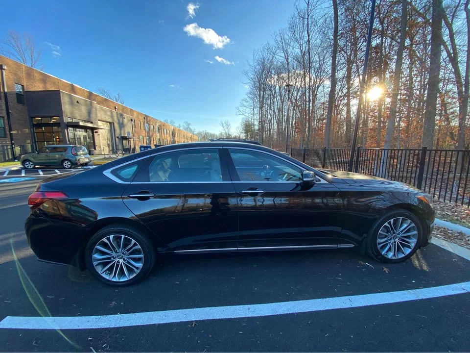2016 Hyundai Genesis - Image 3 of 18