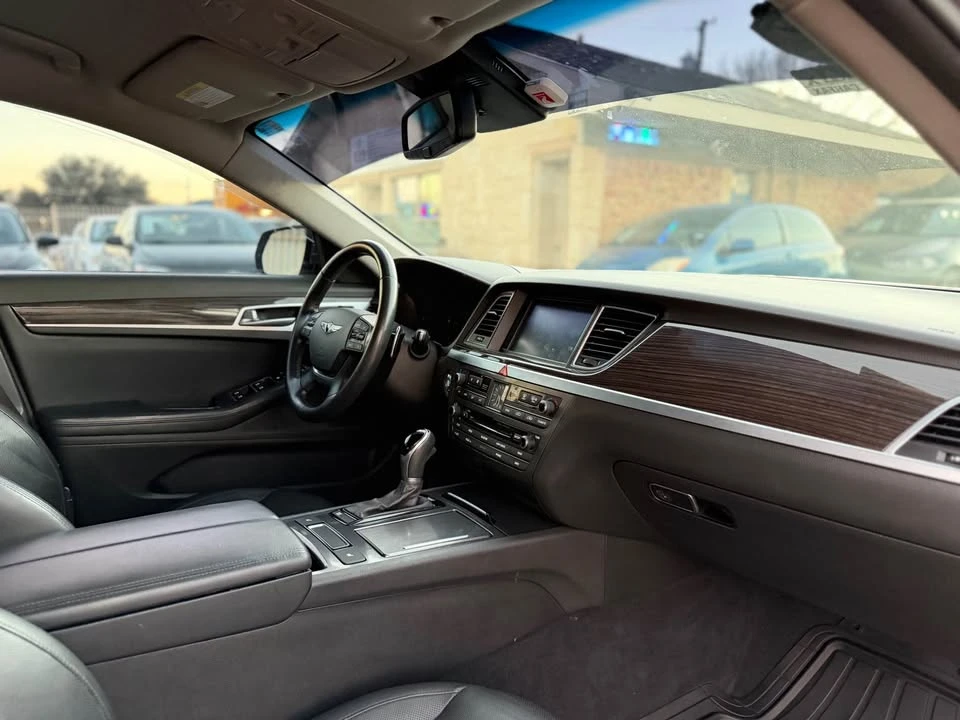 2016 Hyundai Genesis - Image 4 of 20