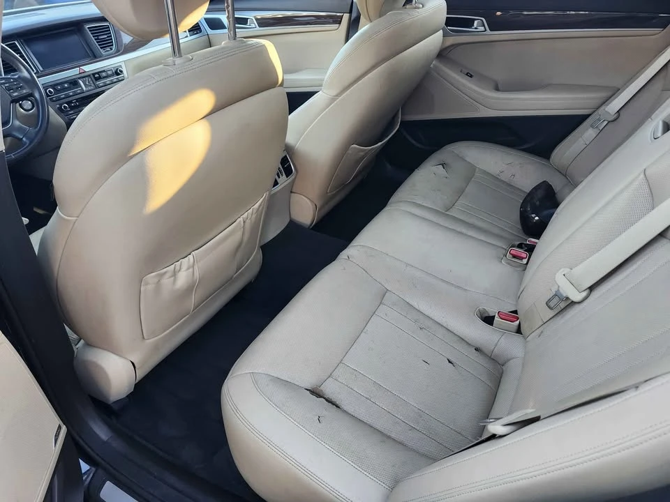 2016 Hyundai Genesis - Image 5 of 5