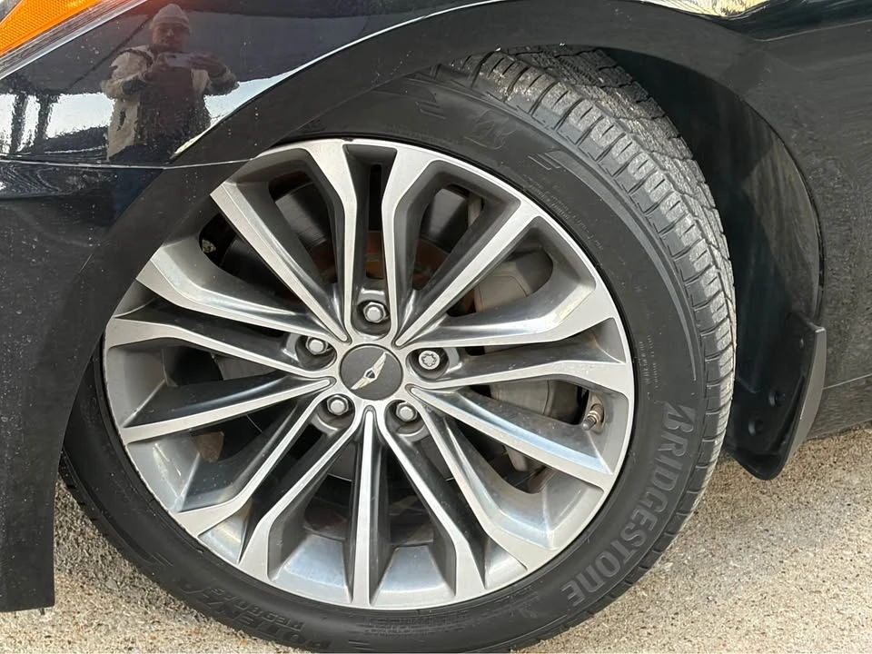 2016 Hyundai Genesis - Image 6 of 8