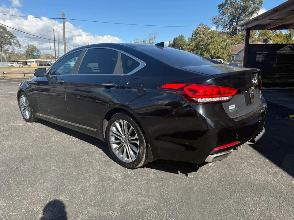 2016 Hyundai Genesis - Image 7 of 15
