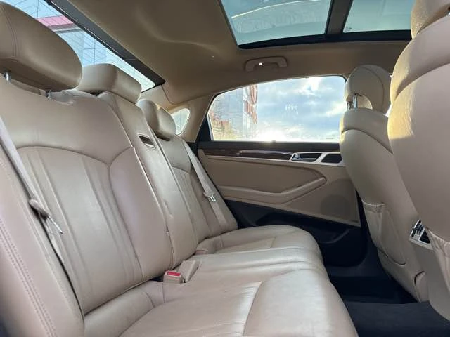 2016 Hyundai Genesis - Image 11 of 11