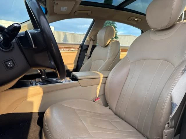 2016 Hyundai Genesis - Image 8 of 11