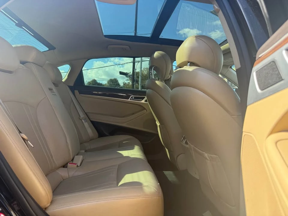 2016 Hyundai Genesis - Image 11 of 15