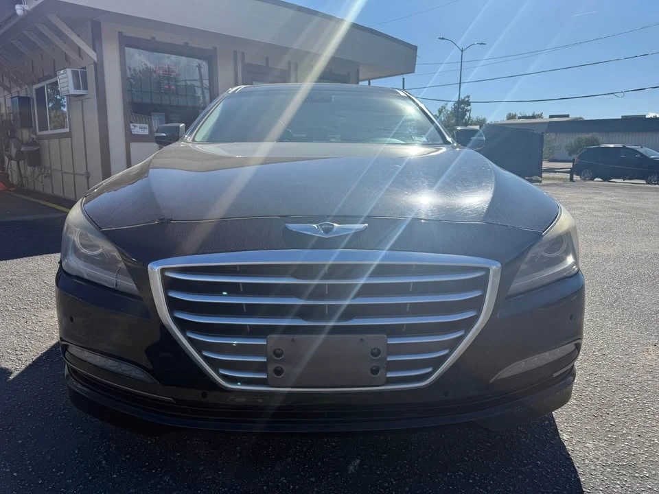 2016 Hyundai Genesis - Image 2 of 15