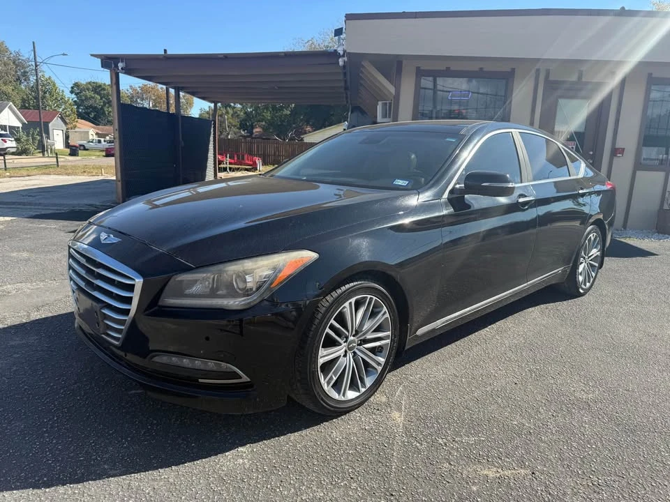 2016 Hyundai Genesis - Image 9 of 15