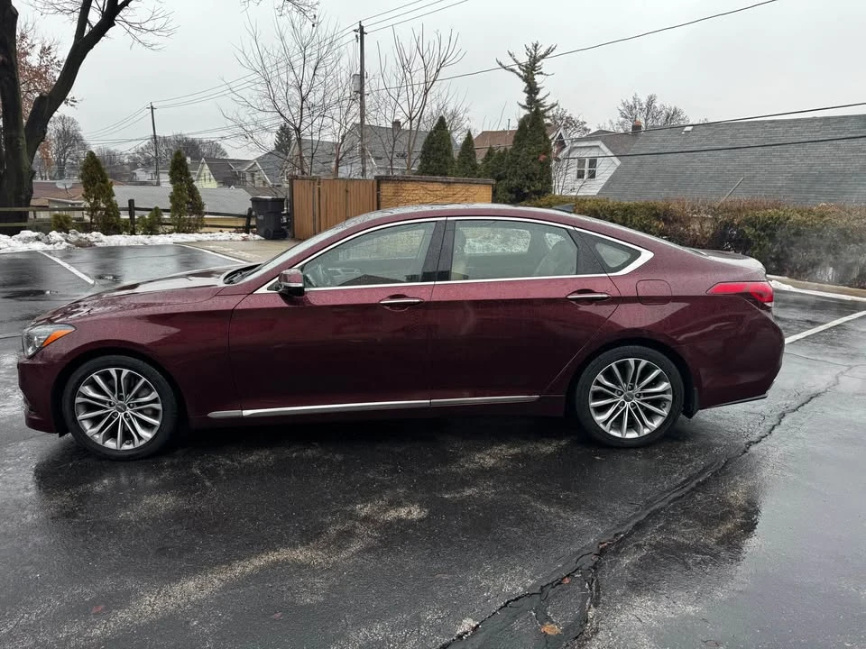 2016 Hyundai Genesis - Image 19 of 20