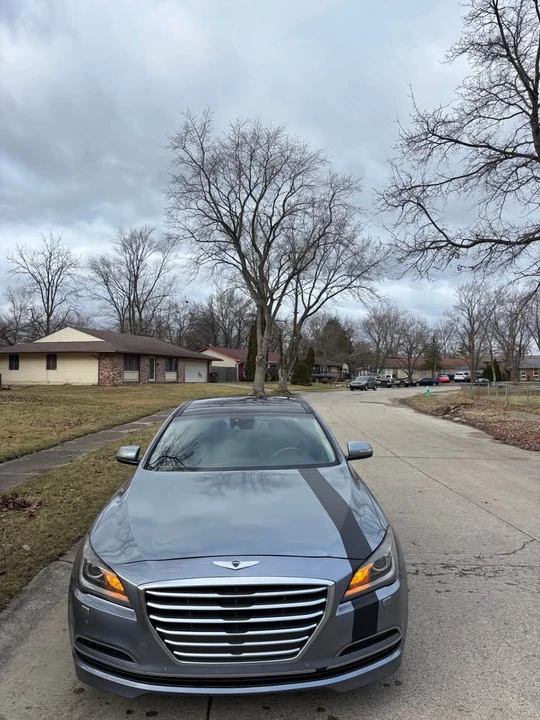 2016 Hyundai Genesis - Image 12 of 20