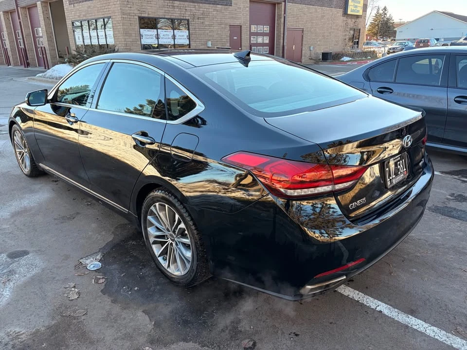 2016 Hyundai Genesis - Image 4 of 14