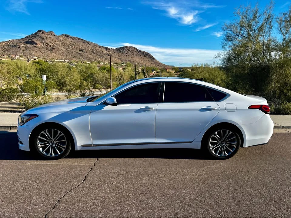2016 Hyundai Genesis - Image 3 of 12