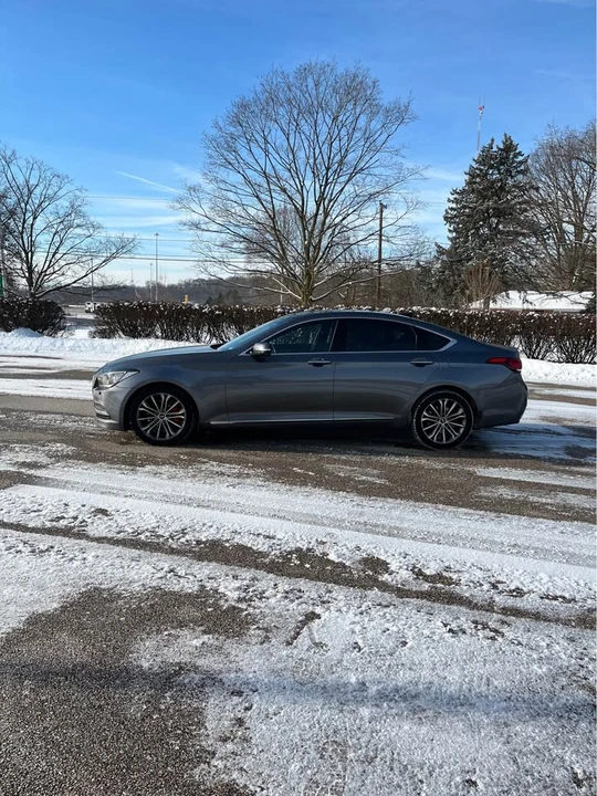 2016 Hyundai Genesis - Image 13 of 14
