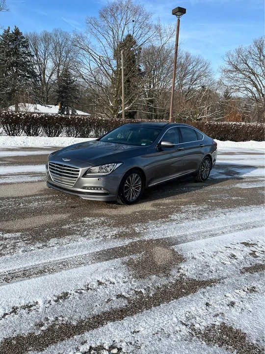 2016 Hyundai Genesis - Image 12 of 14
