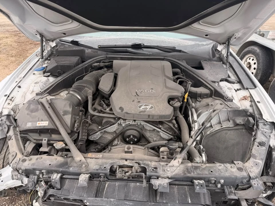 2016 Hyundai Genesis - Image 10 of 10