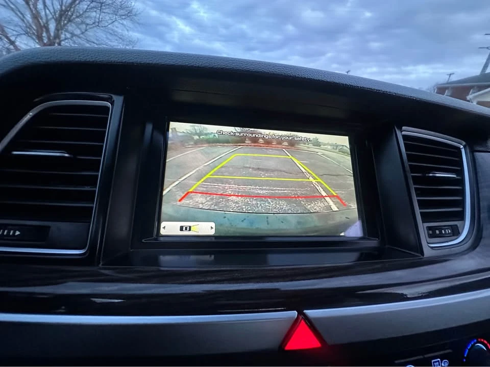 2016 Hyundai Genesis - Image 17 of 20