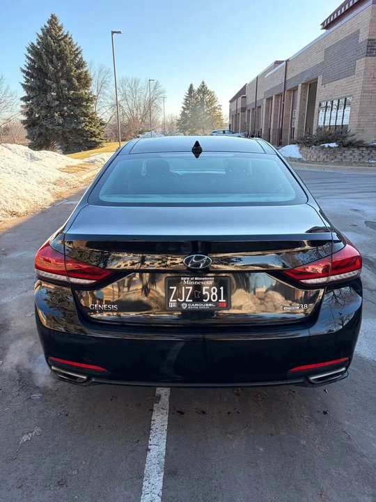 2016 Hyundai Genesis - Image 5 of 14