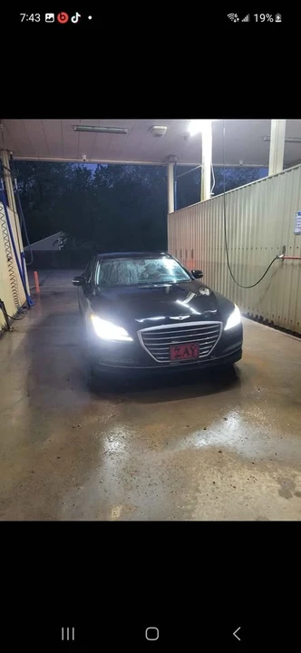 2016 Hyundai Genesis - Image 3 of 8