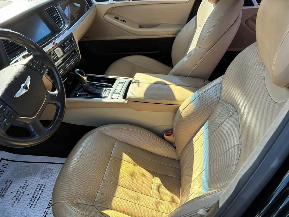 2016 Hyundai Genesis - Image 5 of 8