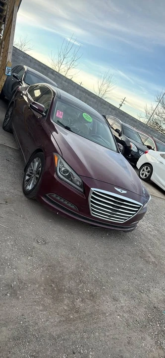 2016 Hyundai Genesis - Image 2 of 13