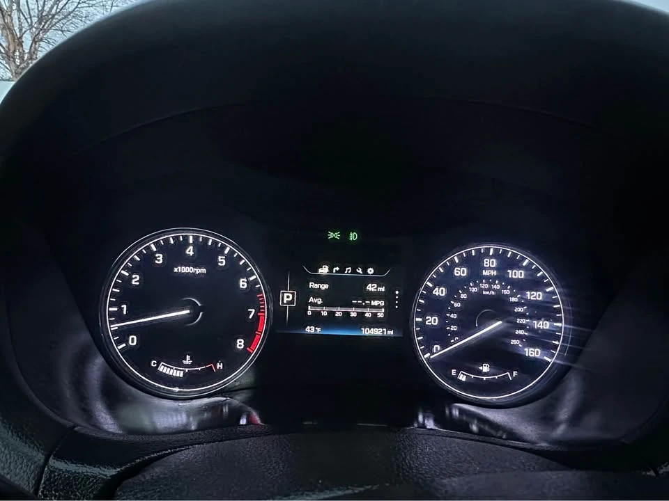 2016 Hyundai Genesis - Image 18 of 20