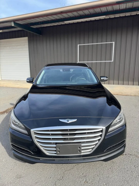 2016 Hyundai Genesis - Image 3 of 10