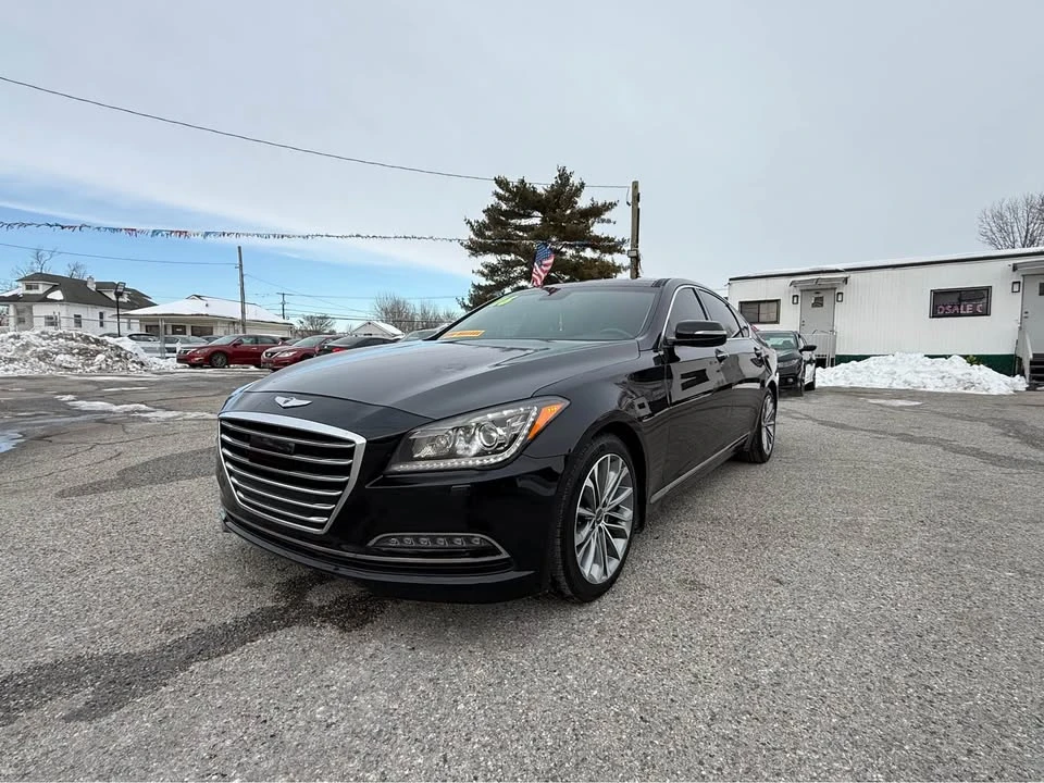 2016 Hyundai Genesis - Image 2 of 12