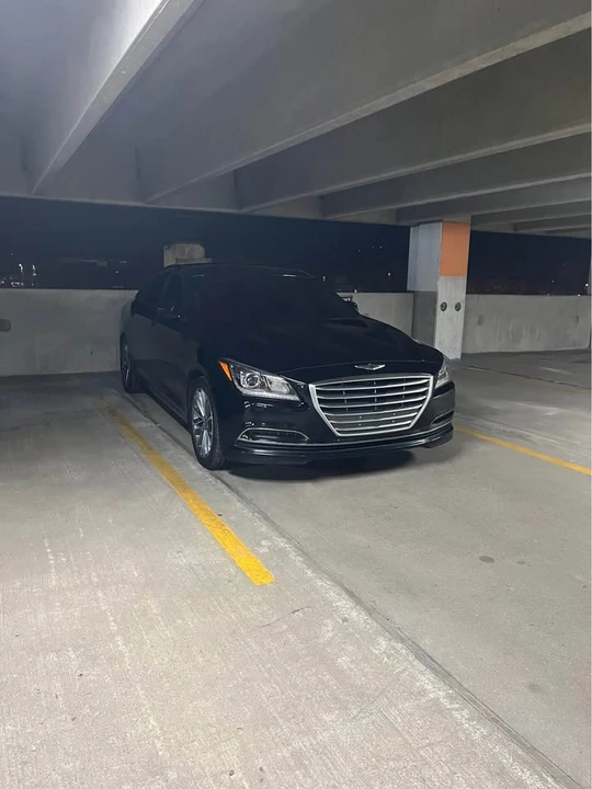 2016 Hyundai Genesis - Image 2 of 3