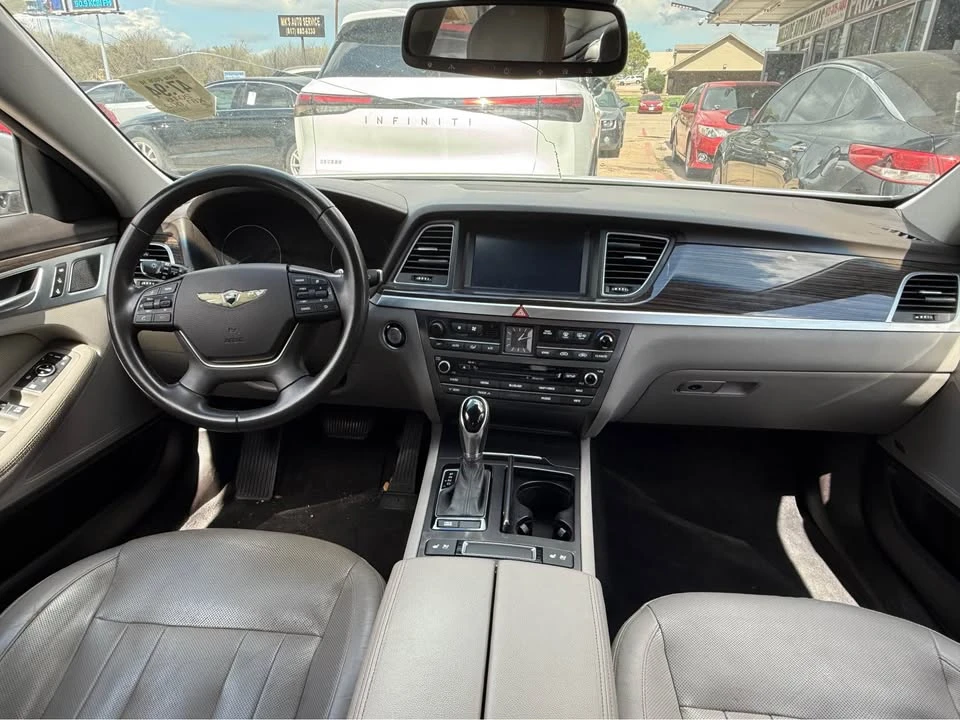 2016 Hyundai Genesis - Image 8 of 13