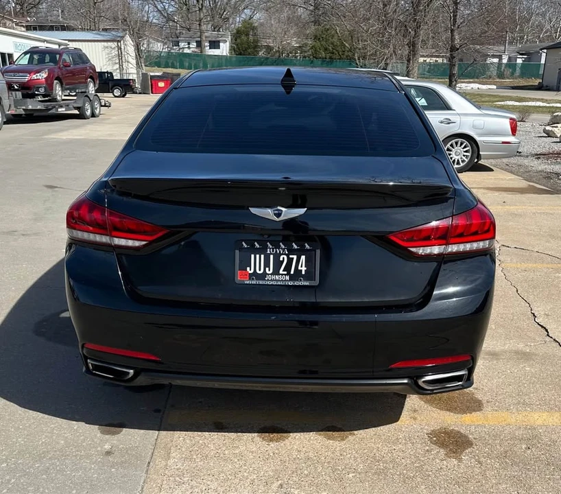 2016 Hyundai Genesis - Image 6 of 11