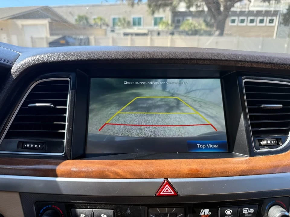 2016 Hyundai Genesis - Image 14 of 14