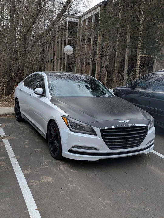 2016 Hyundai Genesis - Image 3 of 4