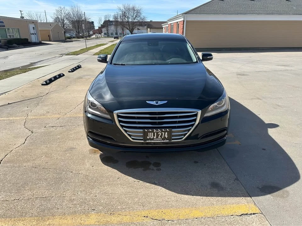 2016 Hyundai Genesis - Image 3 of 11