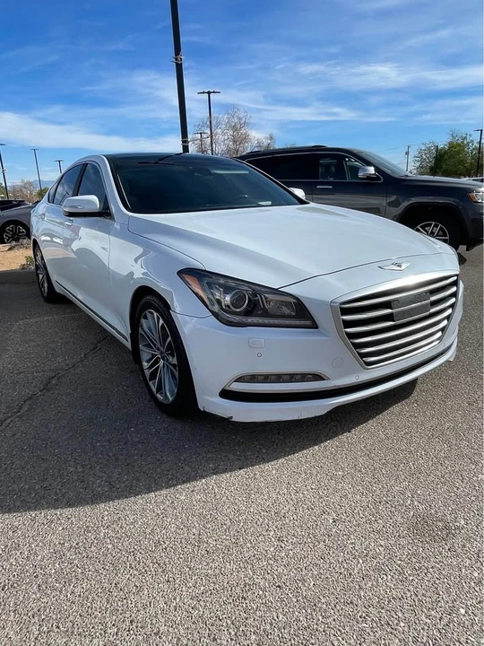 2016 Hyundai Genesis - Image 4 of 12